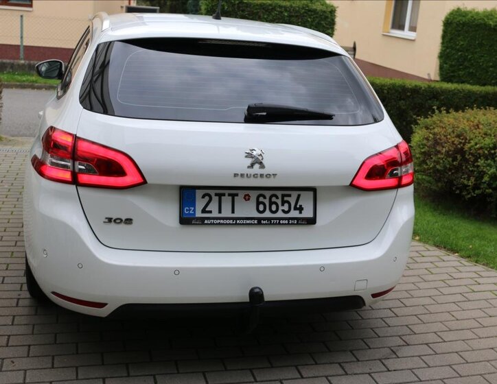 Peugeot 308 10