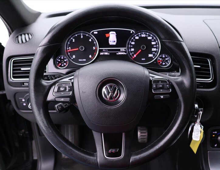 Volkswagen Touareg SUV / Terénní 3,0 l 193 kw