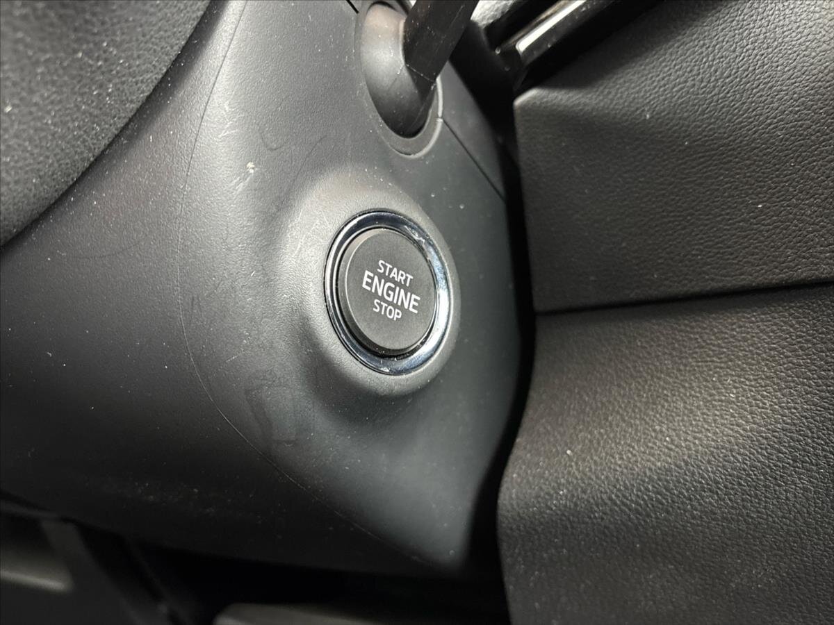 Škoda Karoq SUV / Terénní 1,5 l 110 kw