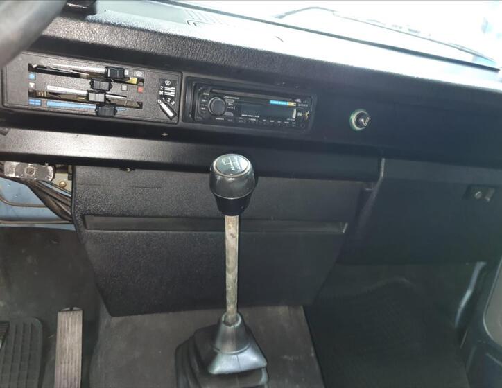 Volkswagen Caravelle 16