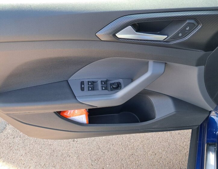 Volkswagen Ostatní Hatchback 999,0 85 kw