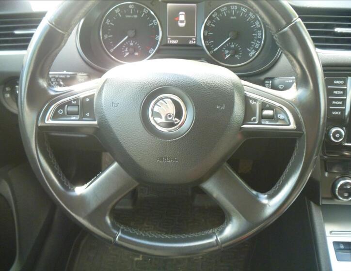 Škoda Octavia 16