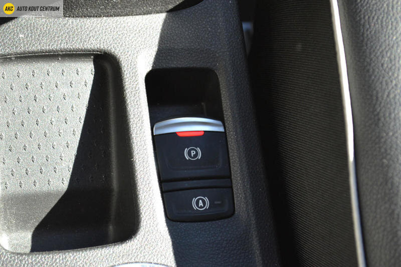 Renault Captur SUV / Terénní 1,3 l 103 kw