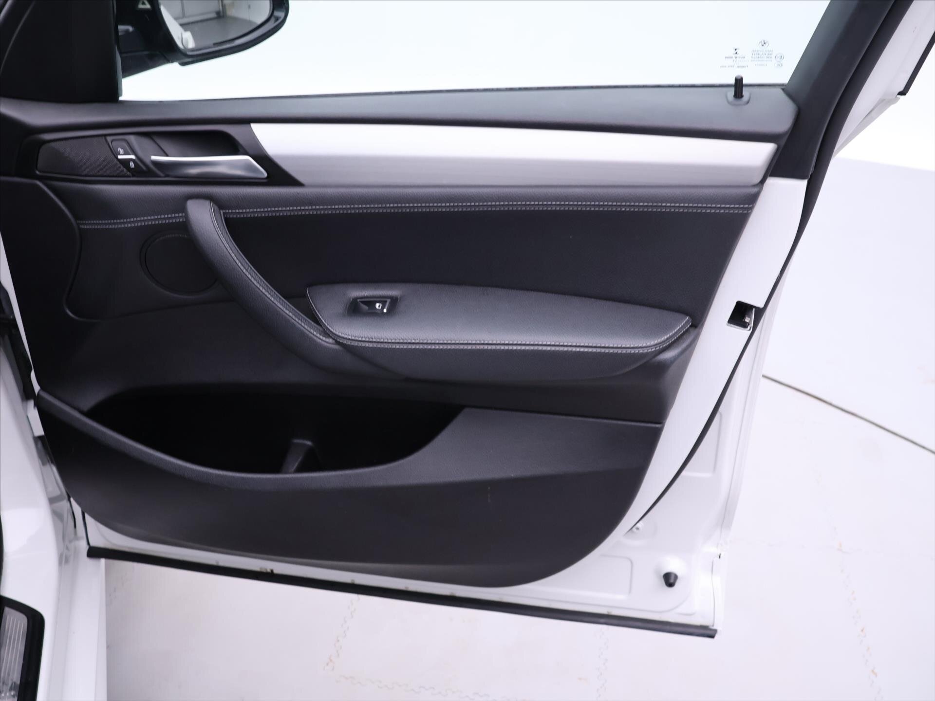 BMW X3 Kombi 3,0 l 190 kw