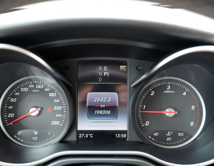 Mercedes-Benz Třídy V 32