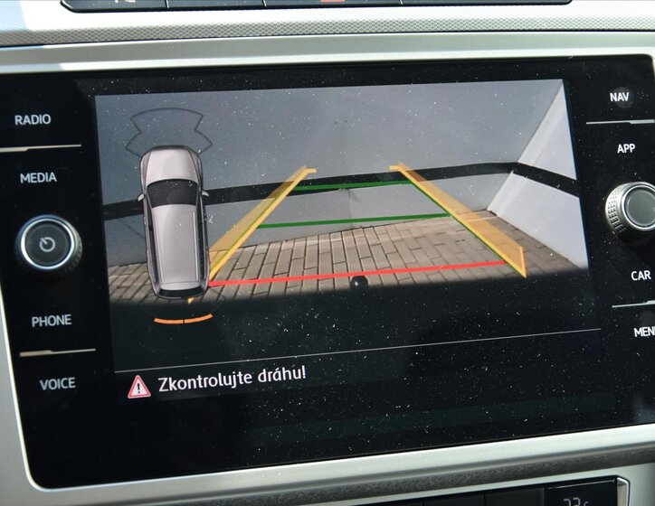 Volkswagen Passat Kombi 1,6 l 88 kw