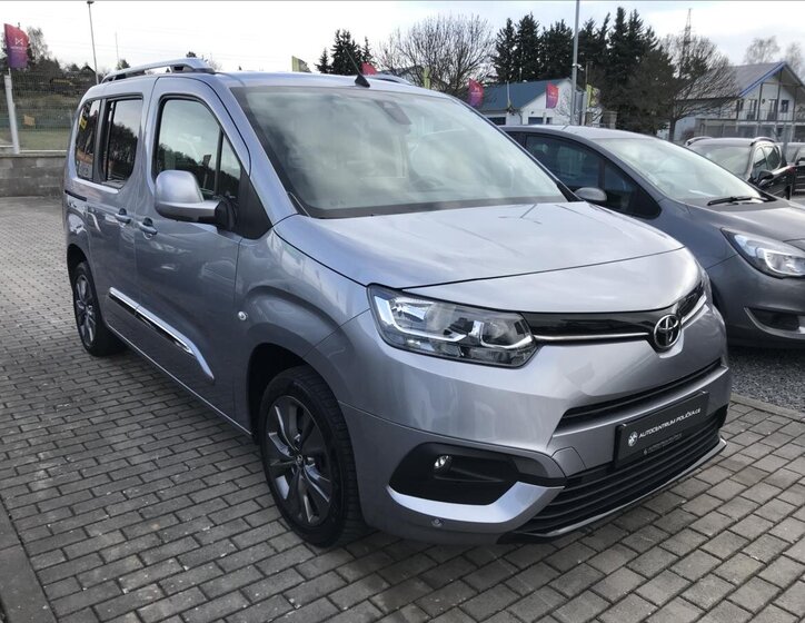 Toyota ProAce City Verso Kombi 1,5 l 96 kw