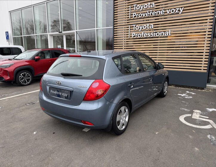 KIA Ceed Hatchback 1,4 l 80 kw