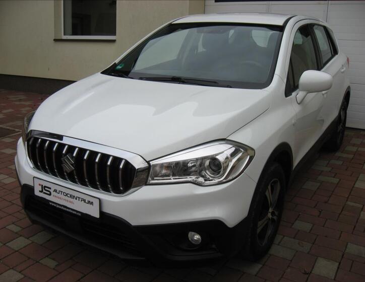 Suzuki S-Cross 2