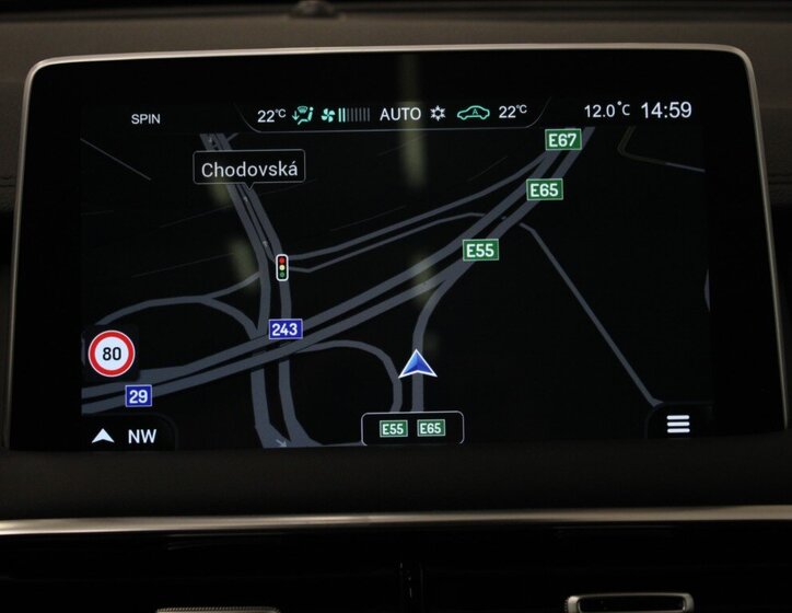 MG EHS SUV / Terénní 1,5 l 190 kw