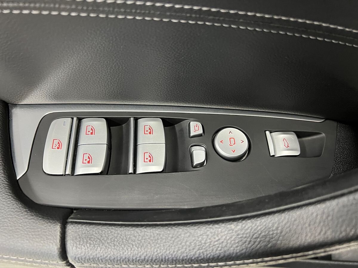 BMW X3 SUV / Terénní 3,0 l 195 kw