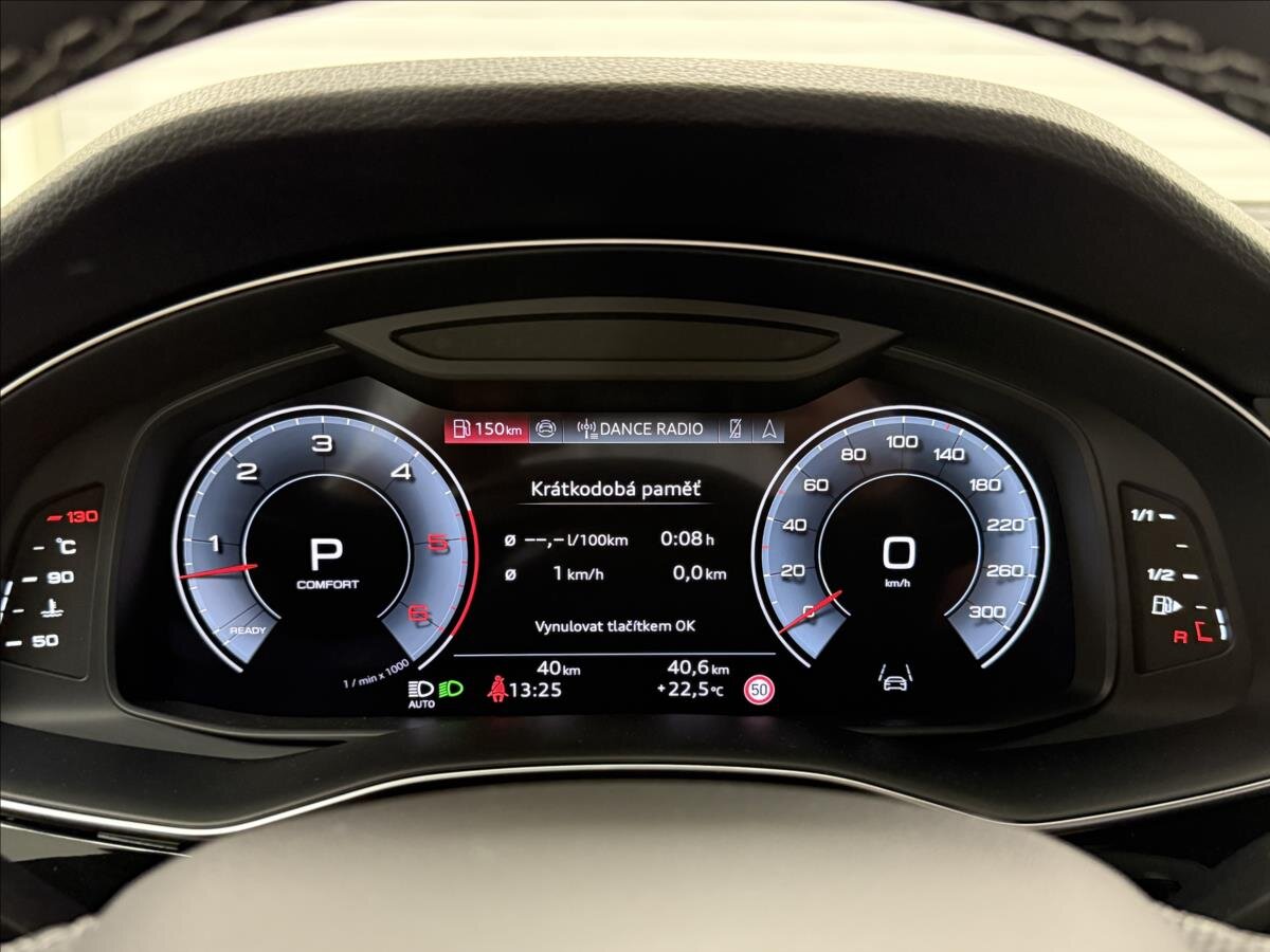 Audi Q8 SUV 3,0 l 210 kw