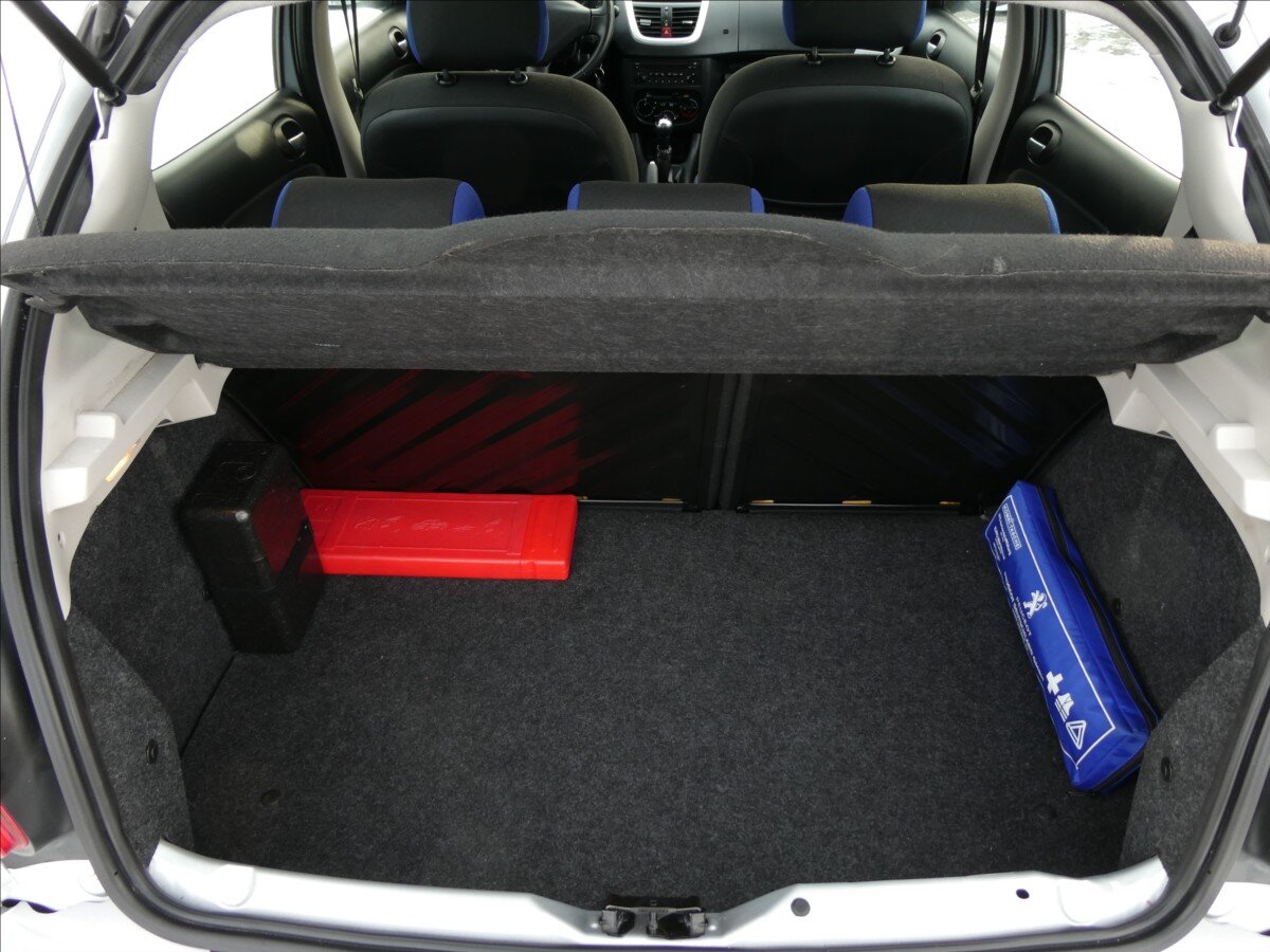 Peugeot 206 Hatchback 1,1 l 44 kw