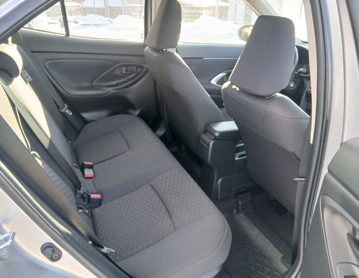 Toyota Yaris Cross 14