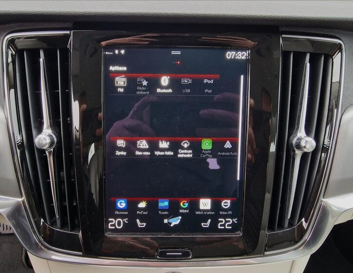 Volvo V90 Kombi 2,0 l 140 kw