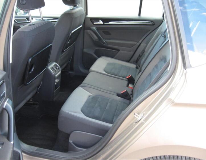 Volkswagen Golf Sportsvan 7