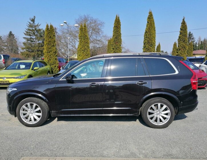 Volvo XC90 Kombi 2,0 l 165 kw
