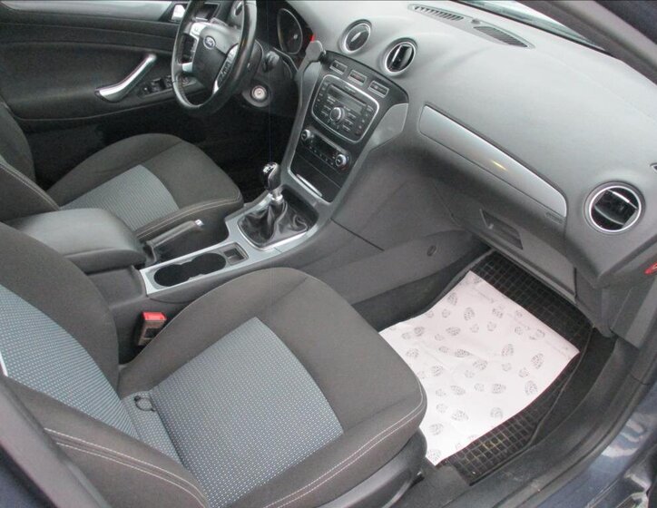 Ford Mondeo Kombi 2,0 l 103 kw