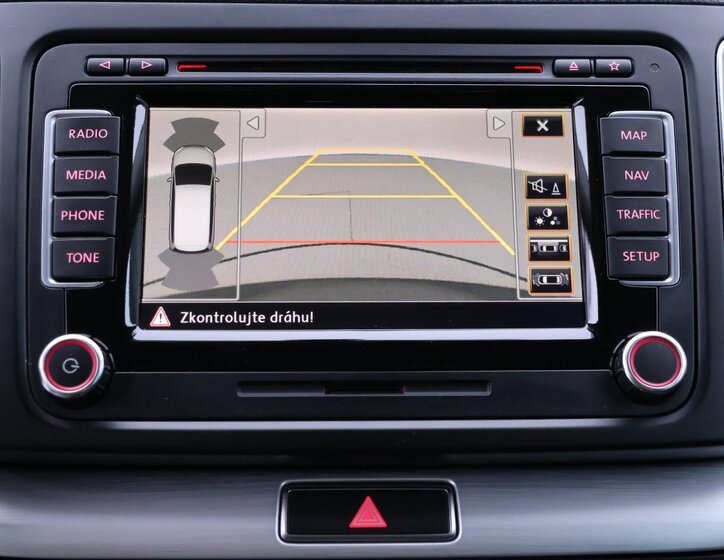 Volkswagen Sharan 19