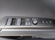 Toyota Camry Sedan / Limuzína 2,5 l 137 kw