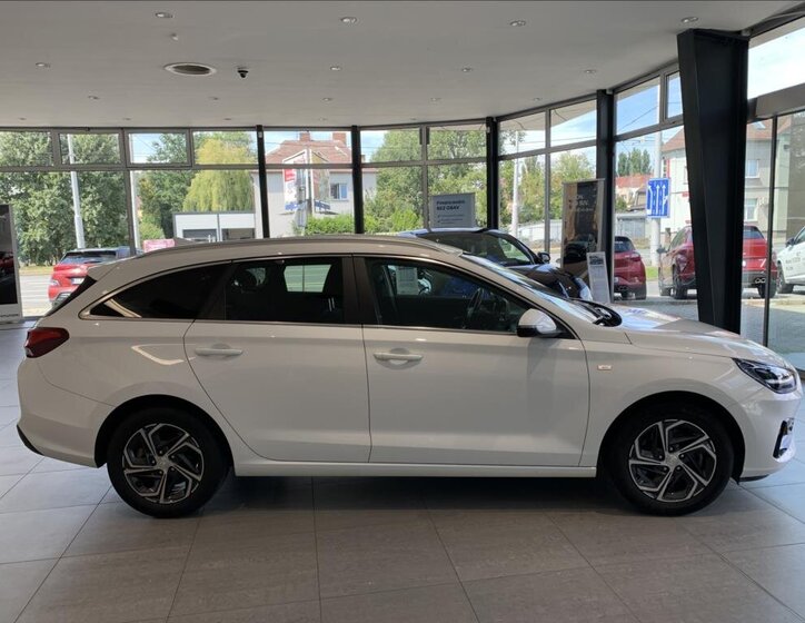 Hyundai i30 Kombi 1,5 l 117 kw