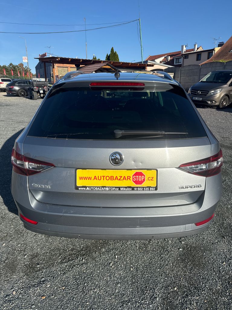 Škoda Superb