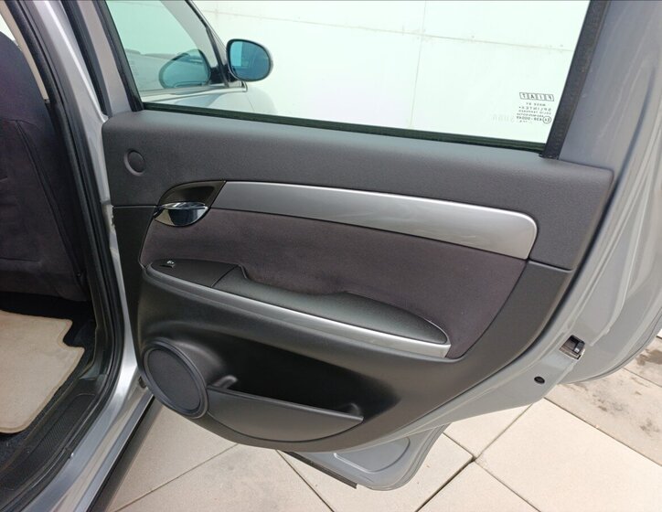 Fiat Croma Kombi 1,9 l 88 kw