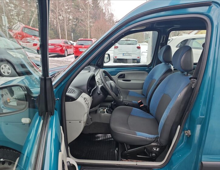 Renault Kangoo Kombi 1,1 l 55 kw