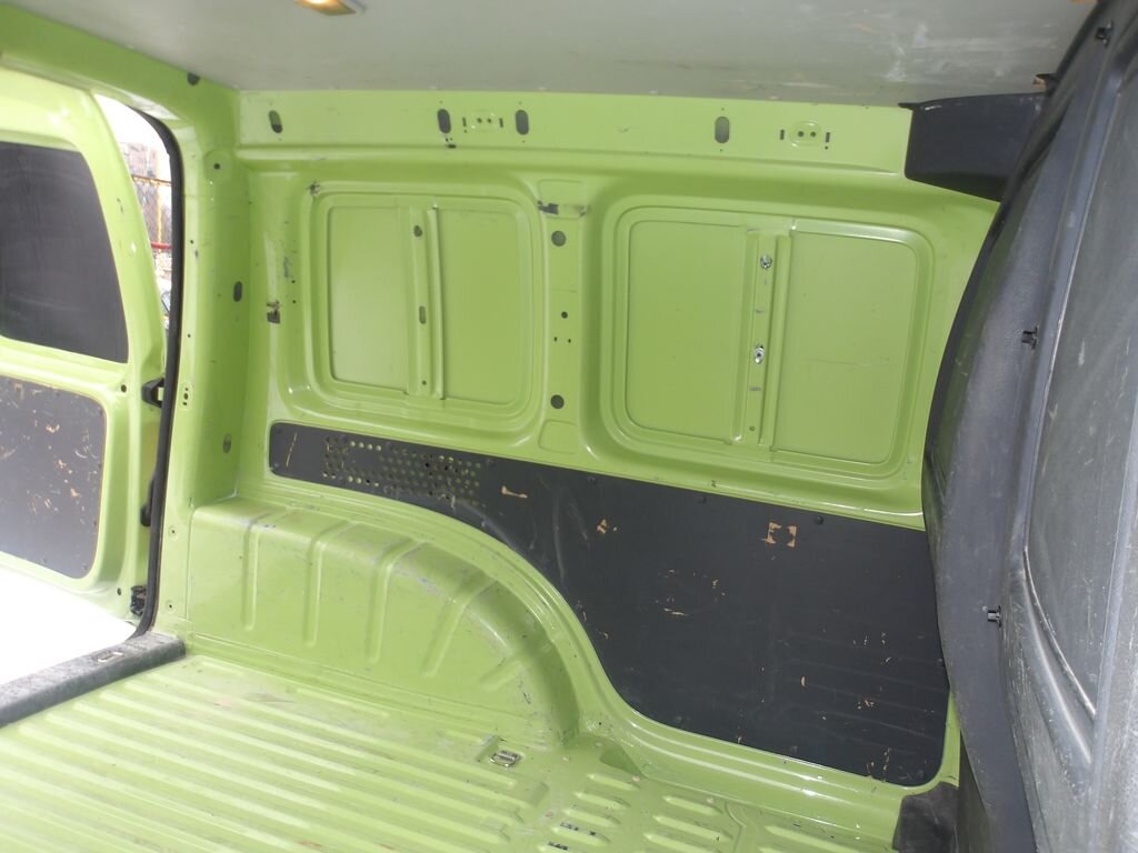 Volkswagen Caddy Skříň 1,6 l 55 kw