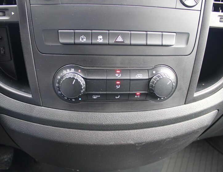 Mercedes-Benz Vito 15