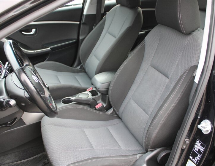 Hyundai i30 Kombi 1,6 l 88 kw