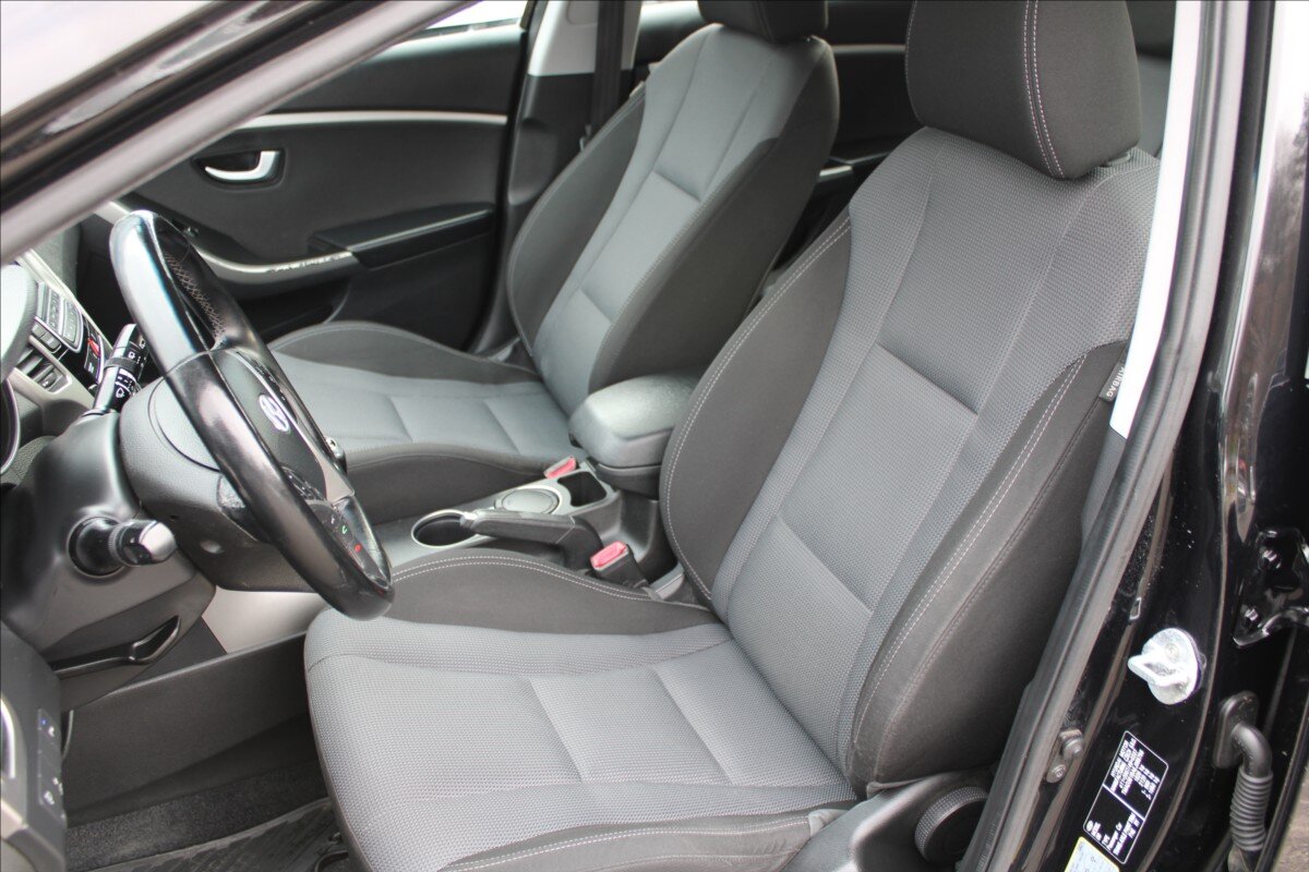 Hyundai i30 Kombi 1,6 l 88 kw