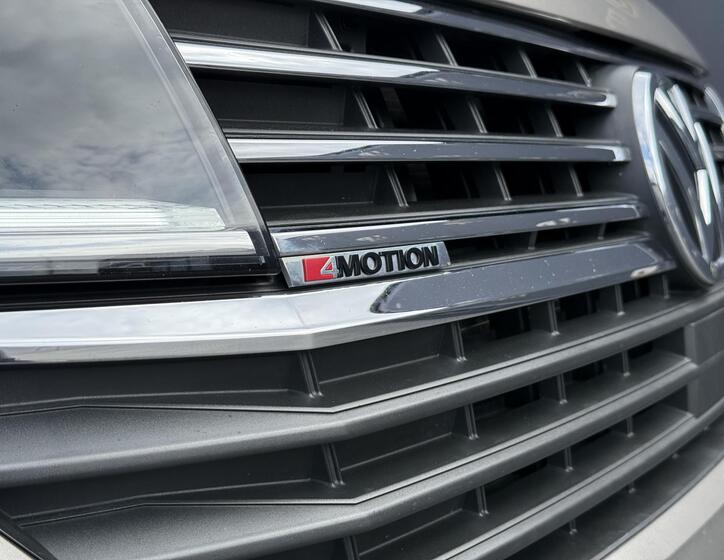 Volkswagen Multivan 43