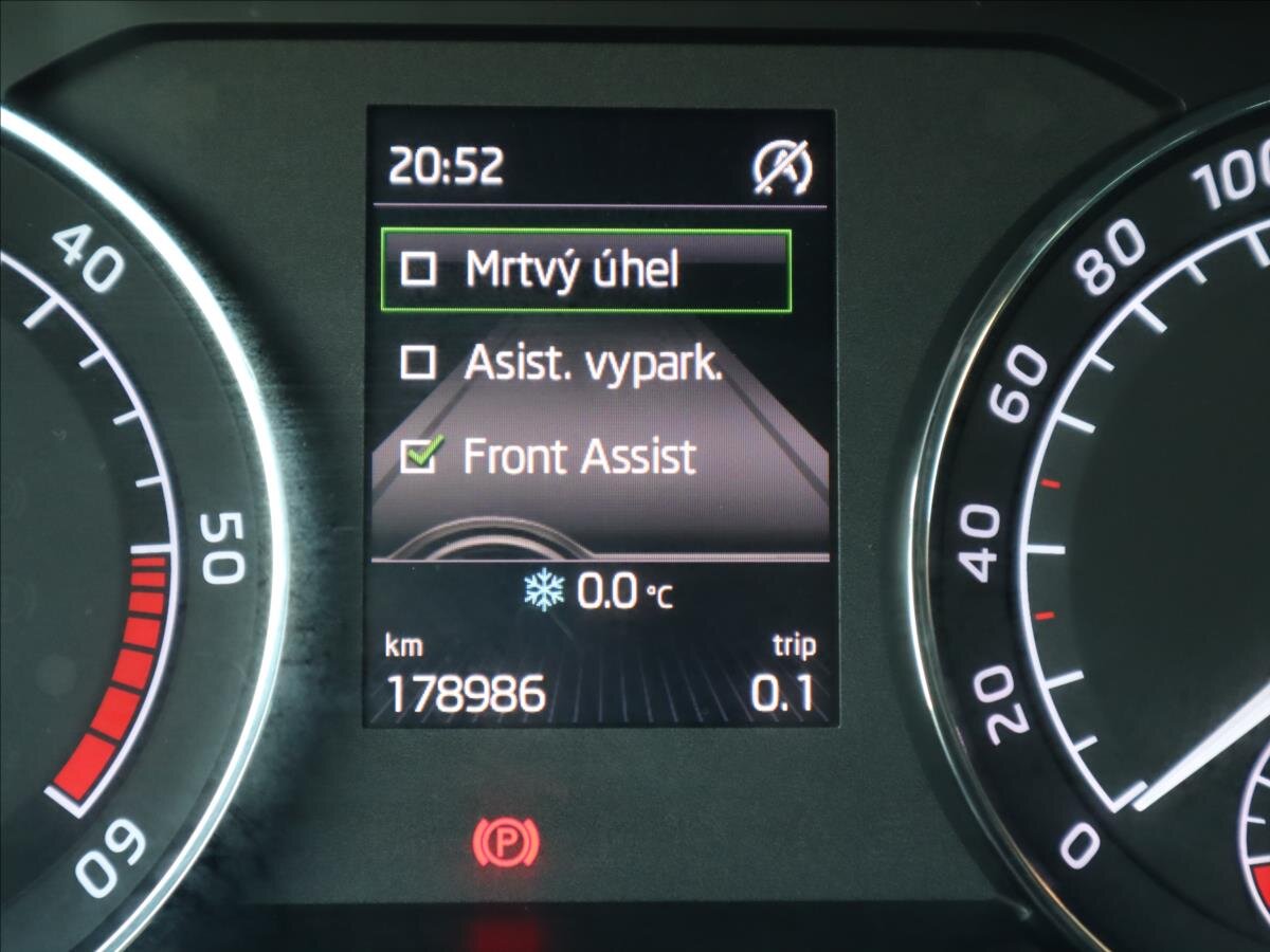 Škoda Superb Kombi 2,0 l 110 kw