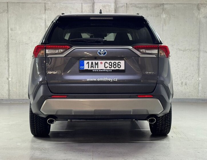 Toyota RAV4 SUV 2,5 l 163 kw