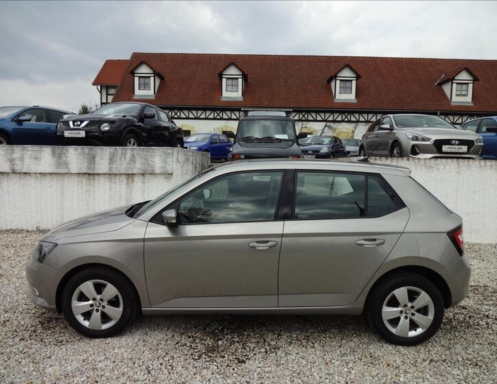 Škoda Fabia Hatchback 999,0 70 kw