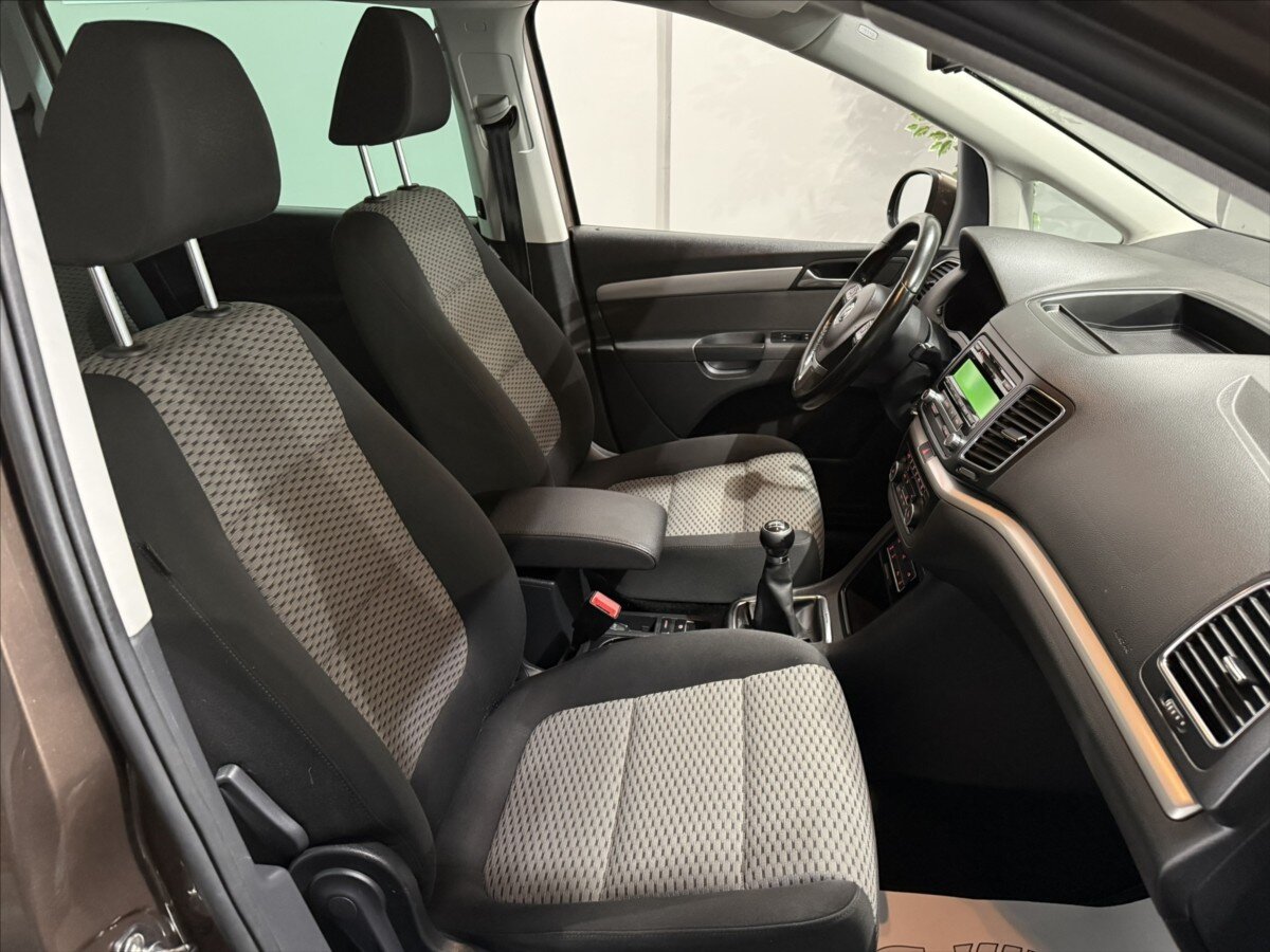 Volkswagen Sharan MPV 2,0 l 103 kw