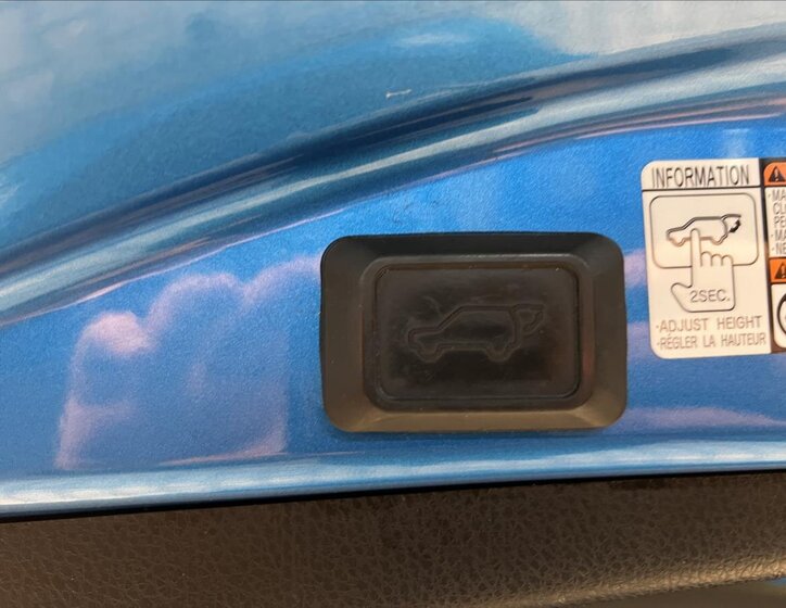 Toyota RAV4 SUV 2,5 l 114 kw