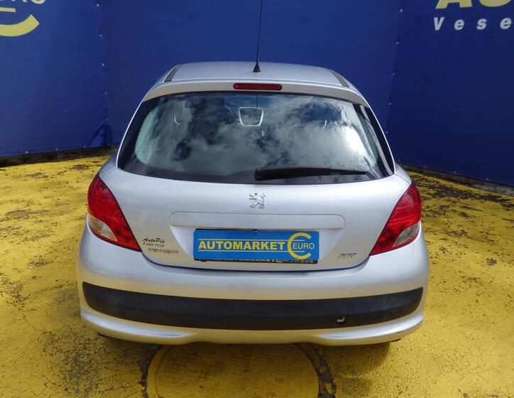 Peugeot 207 5