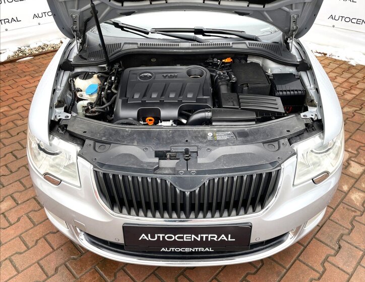 Škoda Superb Kombi 2,0 l 125 kw