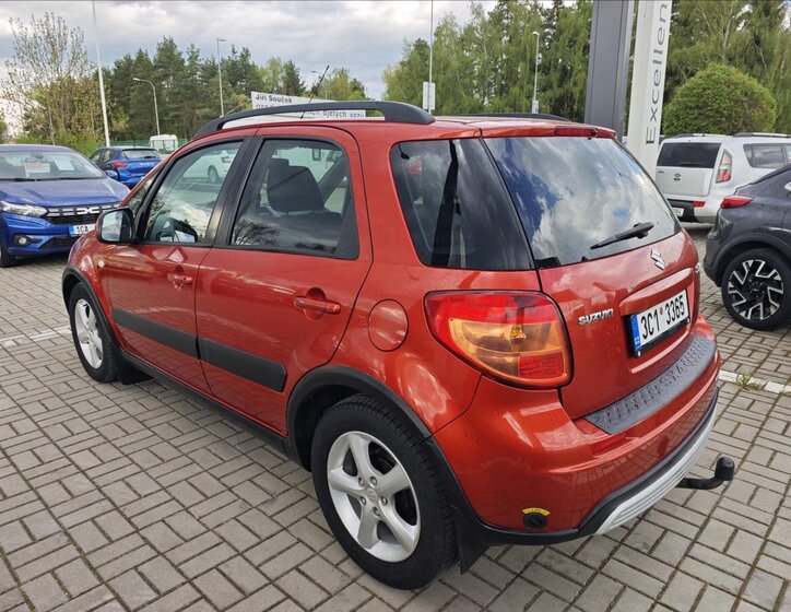 Suzuki SX4 Hatchback 1,5 l 73 kw