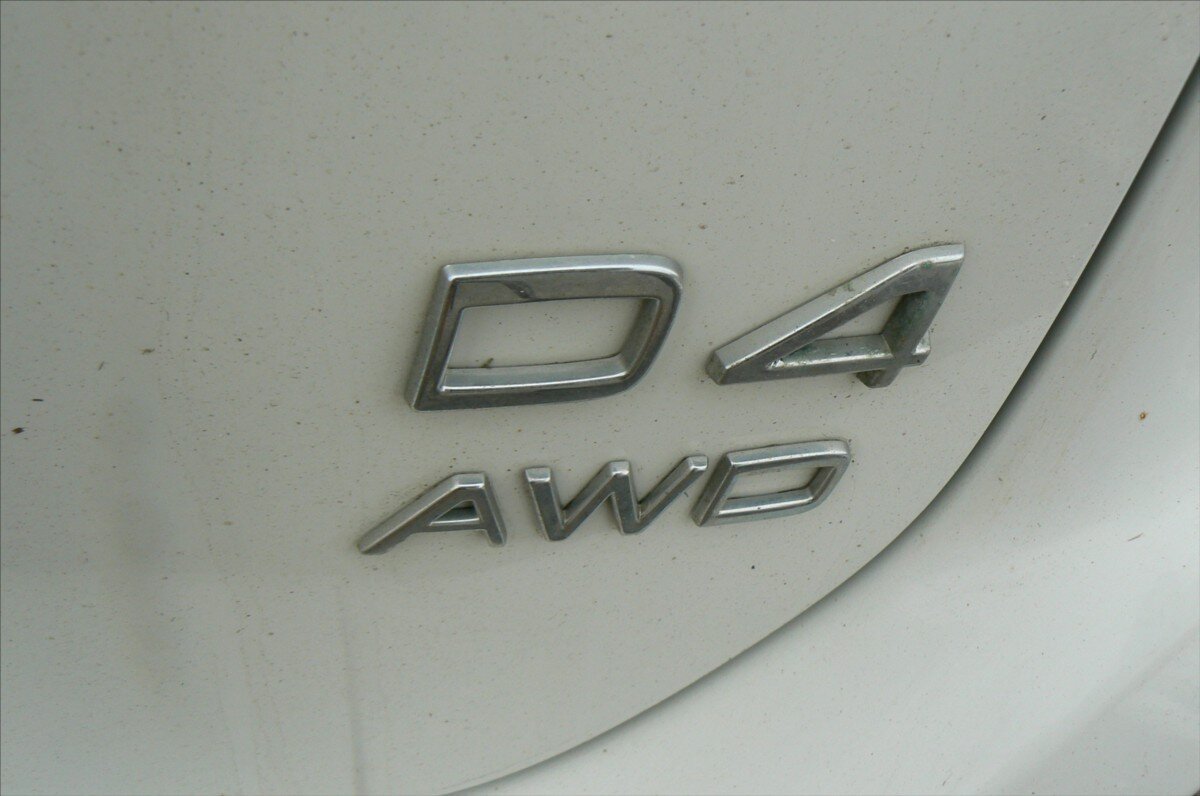 Volvo XC60 SUV 2,4 l 120 kw