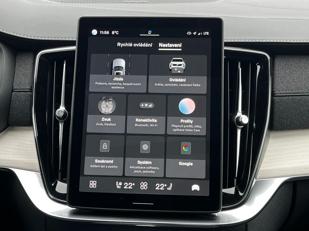 Volvo XC90 SUV 2,0 l 335 kw