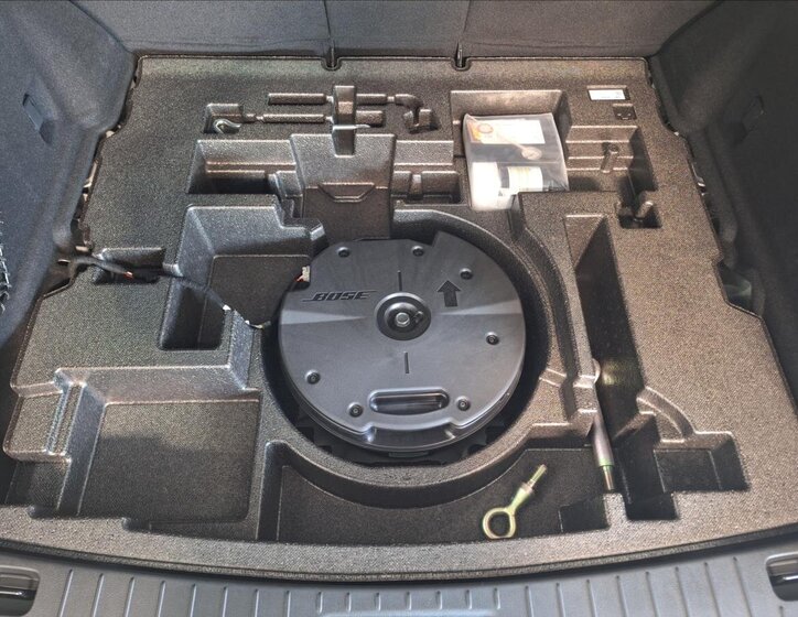 Mazda CX-60 SUV 3,3 l 187 kw