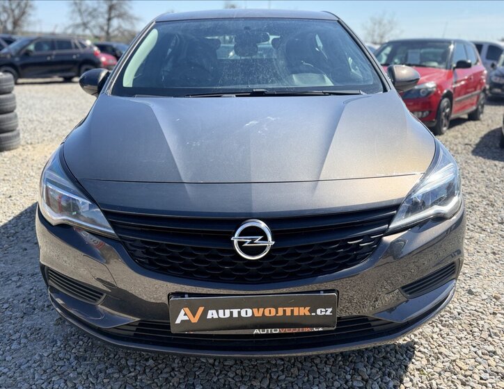 Opel Astra Hatchback 999,0 77 kw