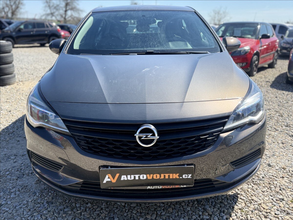 Opel Astra Hatchback 999,0 77 kw