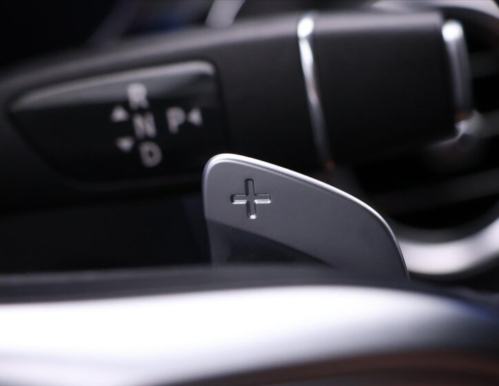 Mercedes-Benz GLC 27