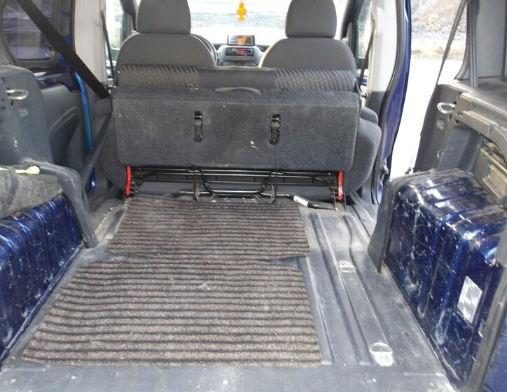 Peugeot Bipper Hatchback 1,4 l 50 kw