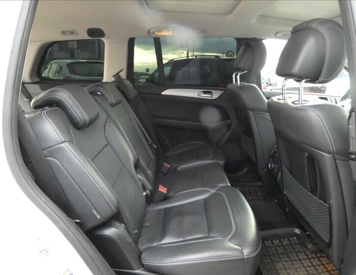 Mercedes-Benz GL SUV / Terénní 3,0 l 190 kw