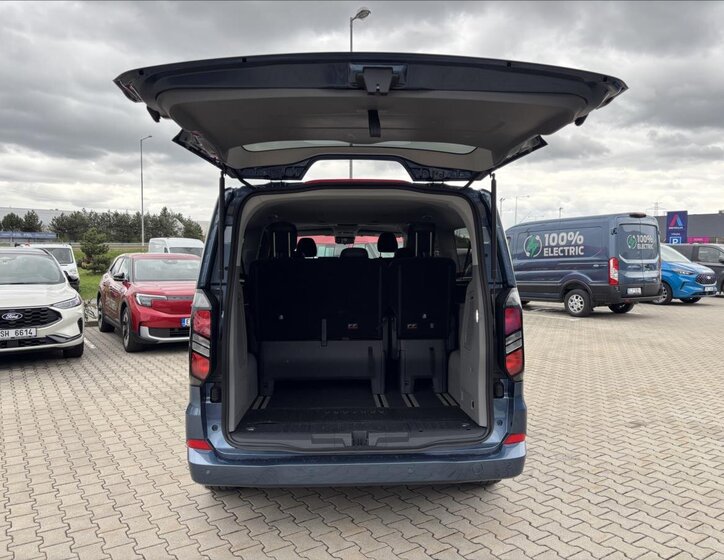 Ford Tourneo Custom Kombi 2,0 l 125 kw